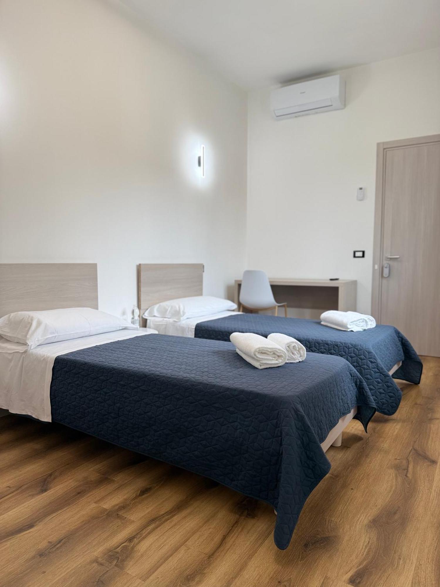 Infinity House - Eleganza Moderna Tra Treviso E Venezia Hotel Casier ภายนอก รูปภาพ