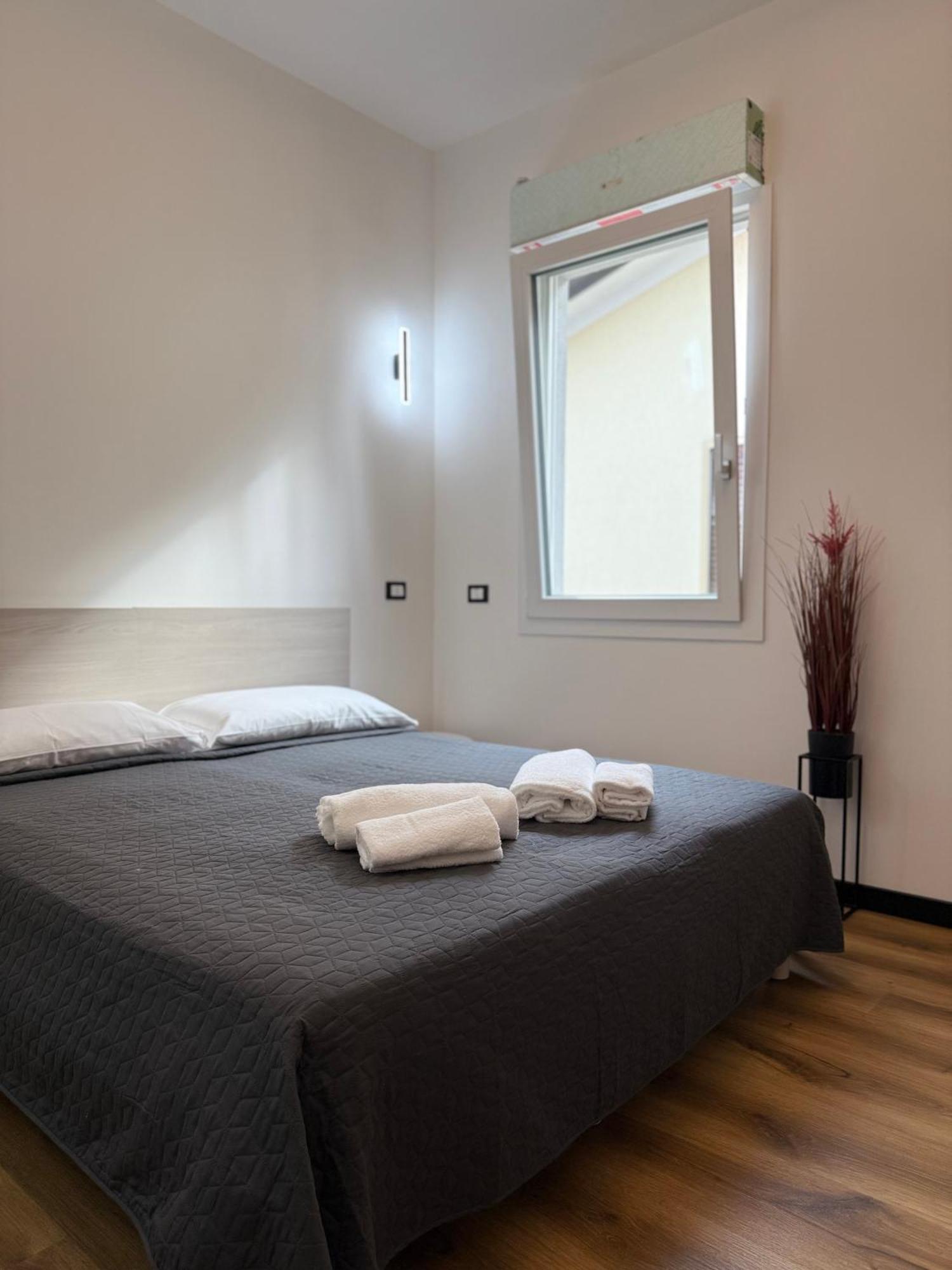 Infinity House - Eleganza Moderna Tra Treviso E Venezia Hotel Casier ภายนอก รูปภาพ