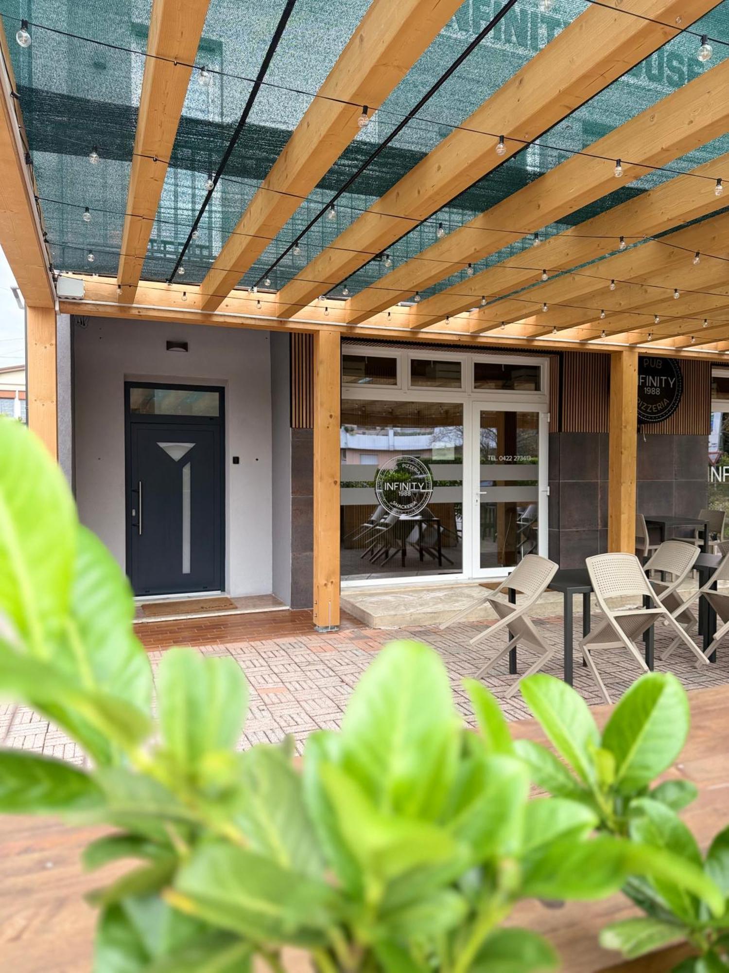 Infinity House - Eleganza Moderna Tra Treviso E Venezia Hotel Casier ภายนอก รูปภาพ